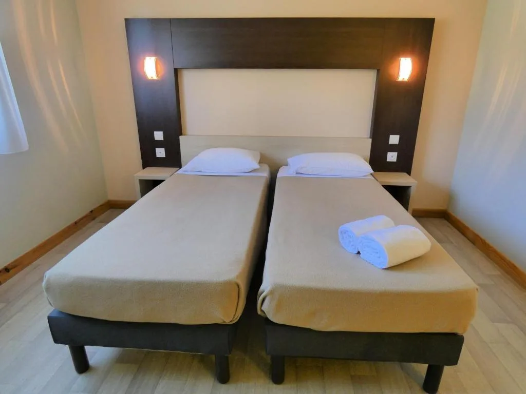 Chambre hôtel Cit'Hotel Azur St Junien